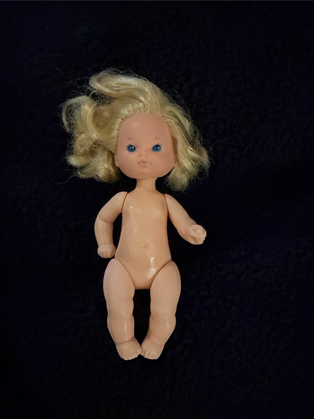 Vintage 1976 Mattel Blonde Baby girl Barbie Doll - made in Philippines